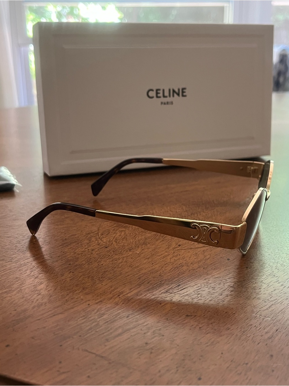 Celine Gold Frame Triomphe Sunglasses with Brown Leather Crossbody Case - Picture 4 of 10